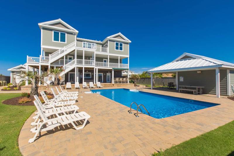 A backyard oasis of a Sandbridge vacation rental