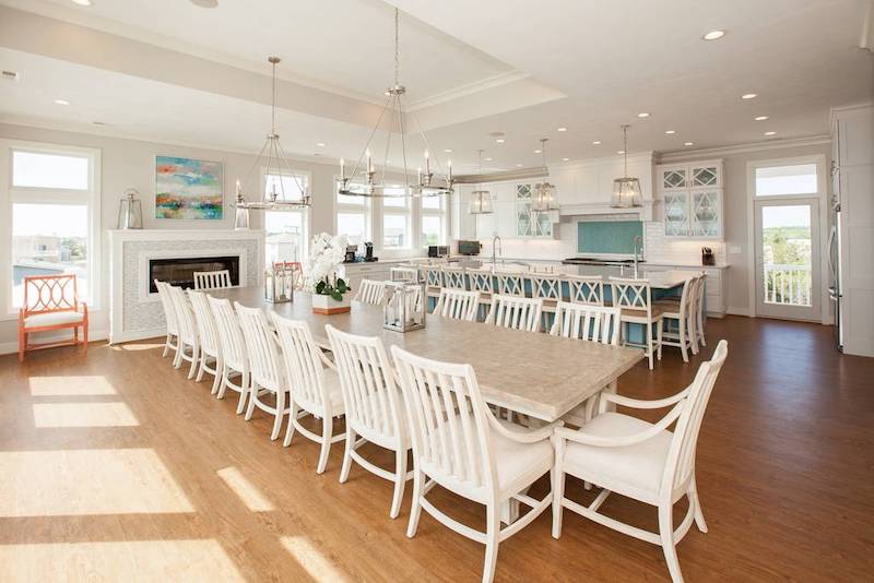 A living room in a Sandbridge vacation rental